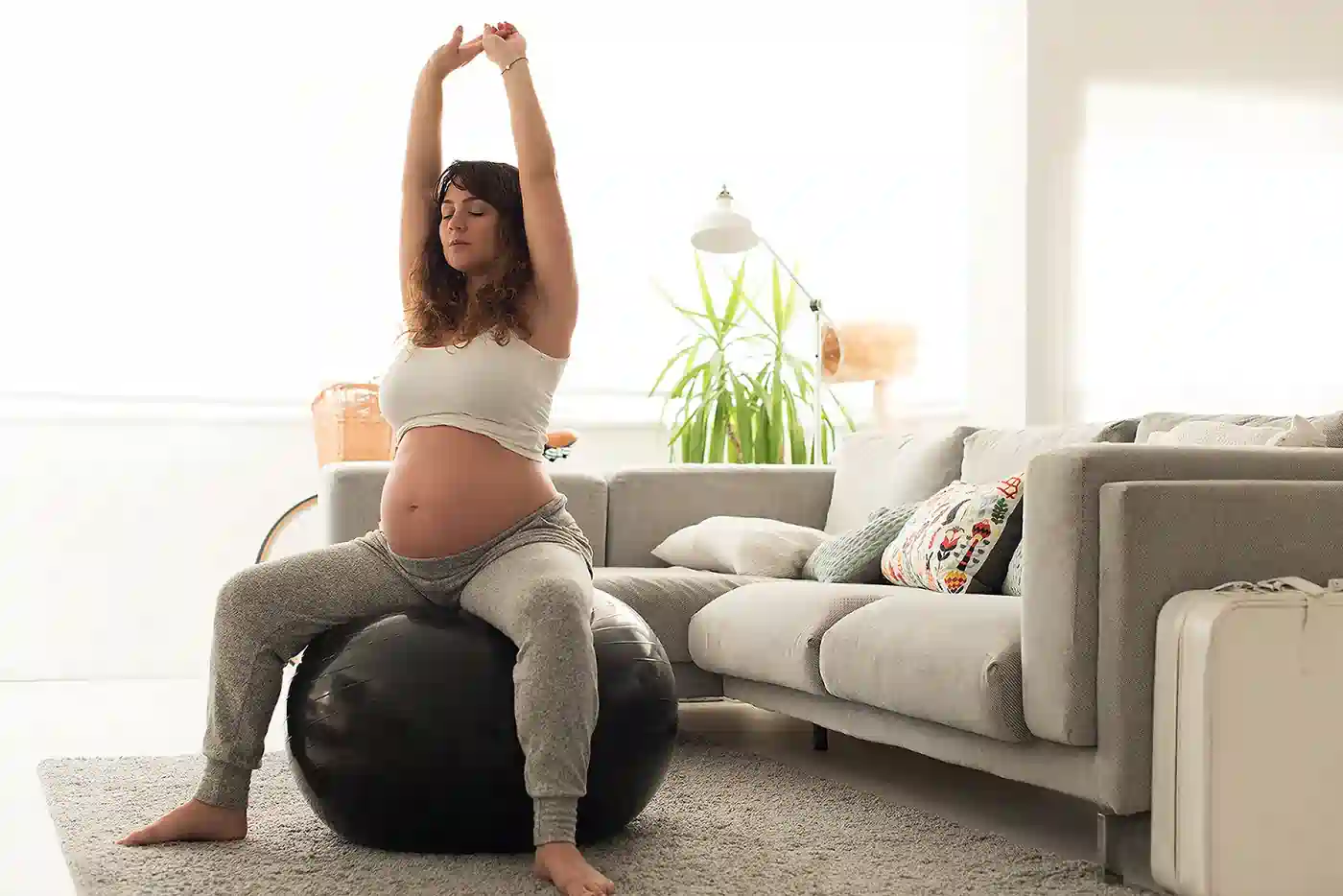How to Support Your Core Safely During Pregnancy Surbiton